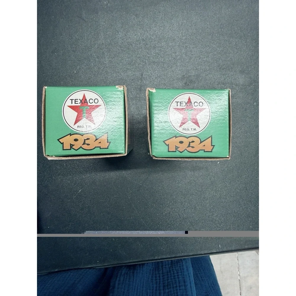 Texaco 1934 Diamond T Tanker Bank‎ Lot 2 Ertl Diecast Coin Bank B195 (m8)